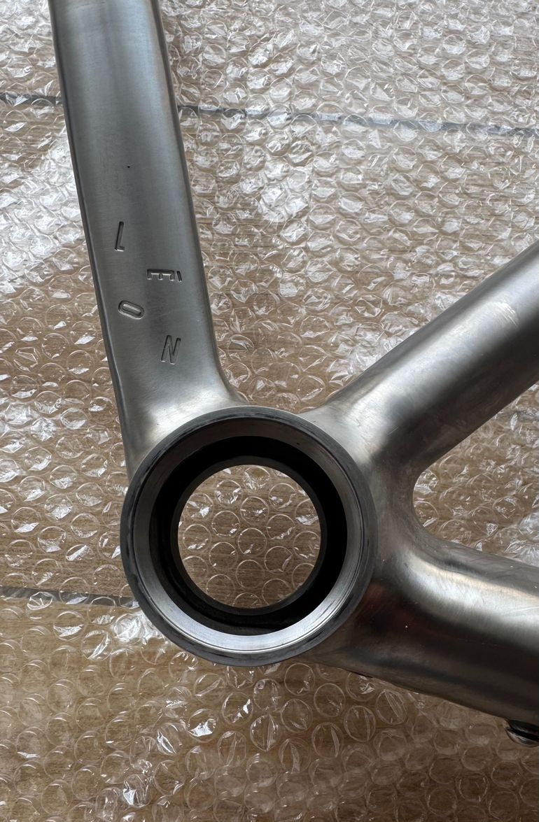 Used Leon Torrentibus Genus Frameset 2025 Road & Gravel, Light Gray — image 16 of 16