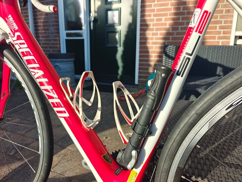 Used Specialized Roubaix Elite SL2 Apex Compact 2011 2011 Road & Gravel, Red — image 9 of 14