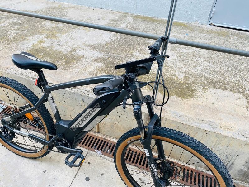 Tweedehands ROCKRIDER E-ST900 Electric Mountain Shimano Deore XT 2020 Mountainbike — afbeelding 3 van 6