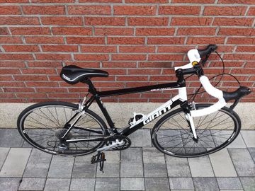 Giant Defy Aluxx 2020 Road & Gravel usato, Nero — immagine 17 di 17