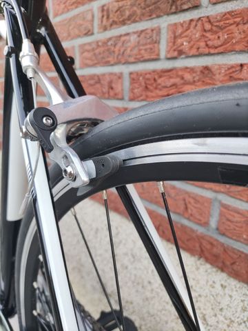 Giant Defy Aluxx 2020 Road & Gravel usato, Nero — immagine 11 di 17