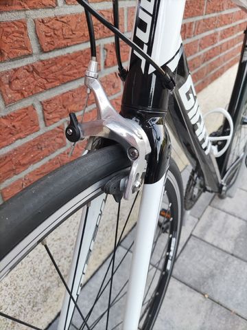Giant Defy Aluxx 2020 Road & Gravel usato, Nero — immagine 6 di 17