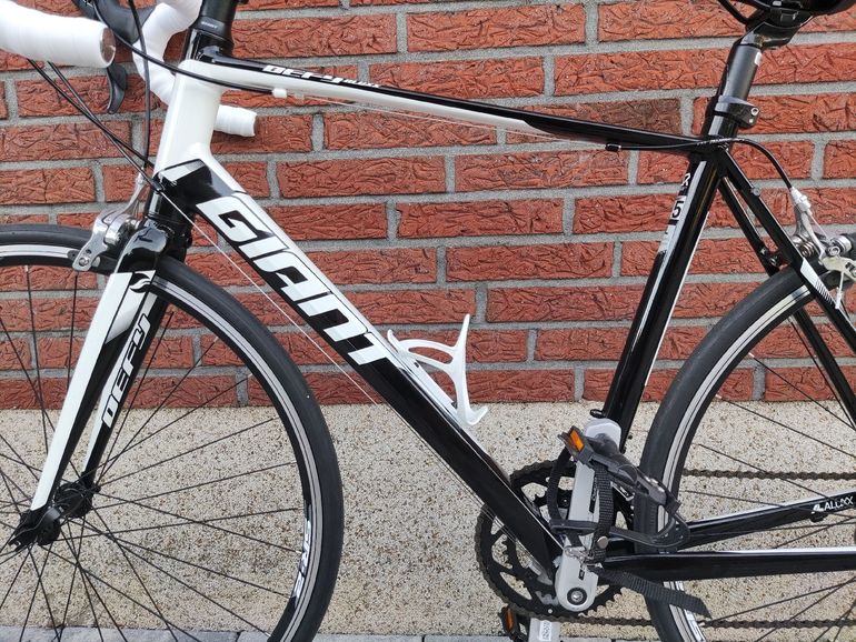 Giant Defy Aluxx 2020 Road & Gravel d'occasion — image 5 sur 17