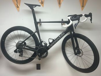 Used Cannondale SuperSix EVO SRAM Force eTap AXS 2027 Road & Gravel