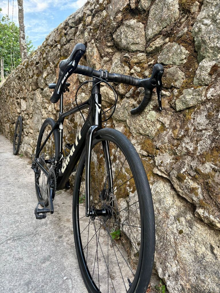 Giant TCR Advanced Disc 2 Pro Compact 2024 2024 Road & Gravel d'occasion — image 5 sur 7