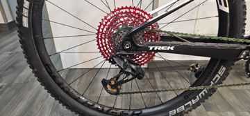 Trek Supercaliber 9.7 2021 2021 Mountainbike de segunda mano, Negro — imagen 3 de 5