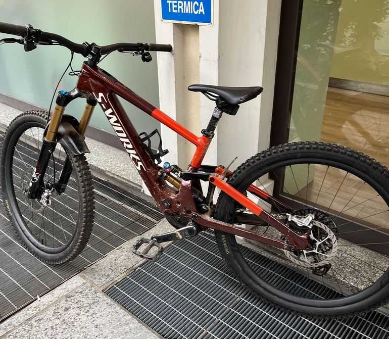 Used Specialized S-Works Turbo Kenevo SL 2 2023 2023 Mountainbike, Orange, 29 — image 3 of 4