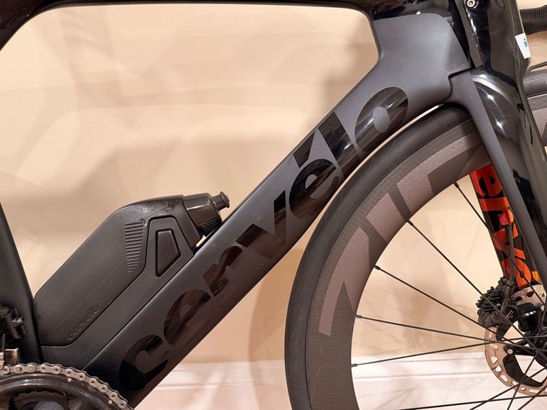 Used Cervélo P5 Shimano Dura Ace Di2 2023 Road & Gravel, Black — image 4 of 7