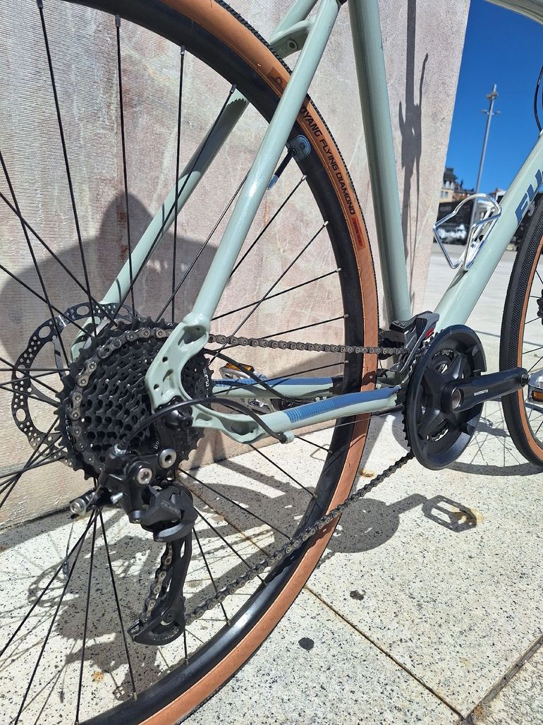 Gebrauchtes Fuji Finest Shimano Alivio 2017 Road & Gravel, Hellgrau — Bild 6 von 13