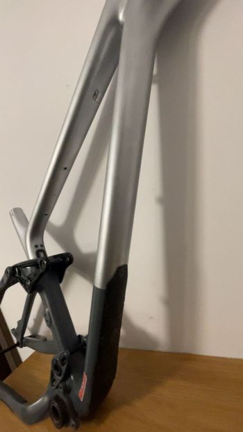 Used Trek Fuel EX 9.8 29 2017 Frameset 2017 Mountainbike, Light Gray, 29 — image 11 of 11