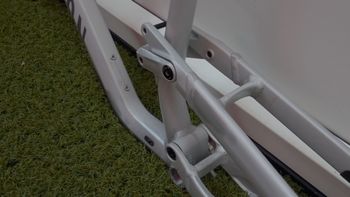 Canyon torque al Custom Frameset 2024 Mountainbike de segunda mano, Gris claro — imagen 17 de 20