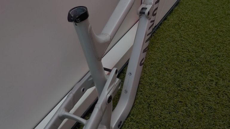 Canyon torque al Custom Frameset 2024 Mountainbike de segunda mano, Gris claro — imagen 14 de 20