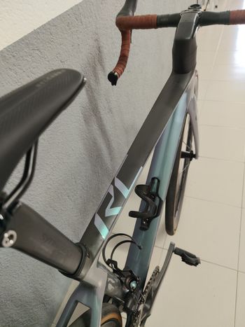 Scott Addict Shimano Ultegra Di2 2024 Road & Gravel de segunda mano, Gris claro — imagen 4 de 10