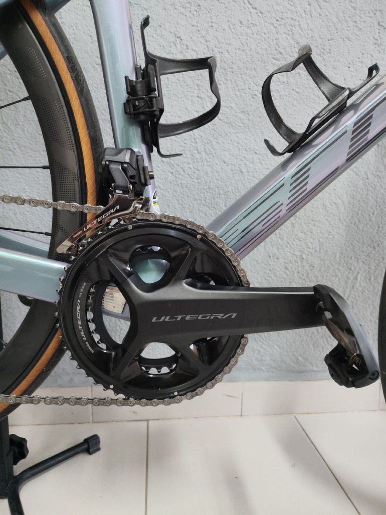 Scott Addict Shimano Ultegra Di2 2024 Road & Gravel de segunda mano, Gris claro — imagen 2 de 10