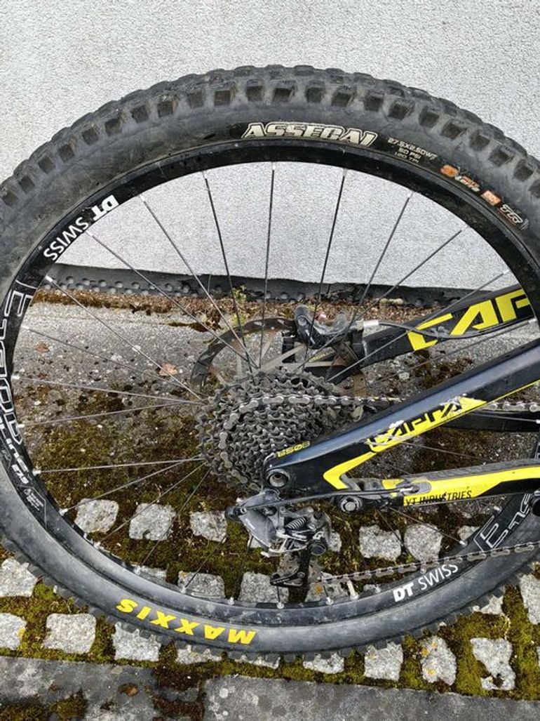Gebrauchtes YT Industries Yt Capra AL 2016 2016 Mountainbike, Grün — Bild 3 von 5