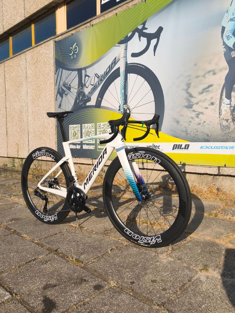 Merida REACTO 5000 2027 2027 Road & Gravel d'occasion — image 3 sur 4