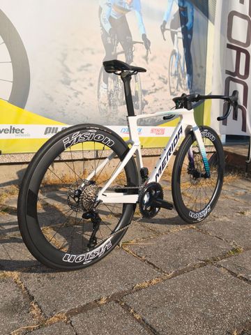 Used Merida REACTO 5000 2027 2027 Road & Gravel, White — image 2 of 4
