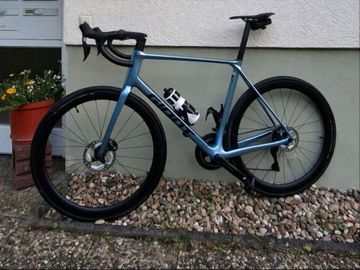 Giant TCR Advanced 0 2025 2025 Road & Gravel usato, Blu — immagine 3 di 6