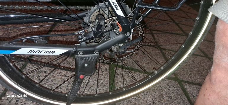 KTM MACINA AERA 772 LFC 2025 2025 Mountainbike de segunda mano, Negro — imagen 4 de 7
