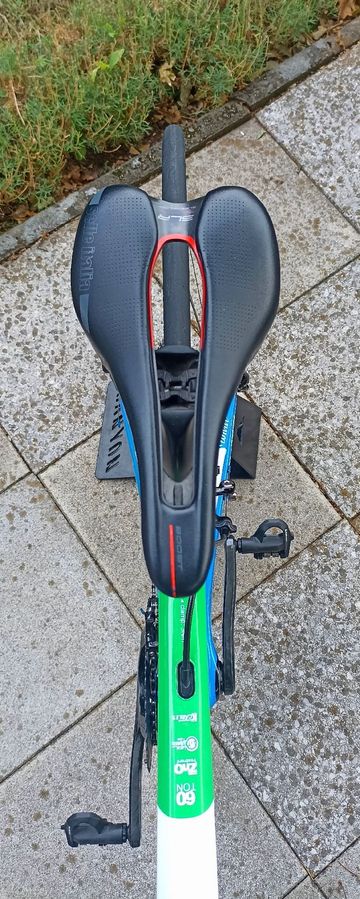 Used Wilier Cento1air Campagnolo Record 2020 Road & Gravel, Blue — image 6 of 14