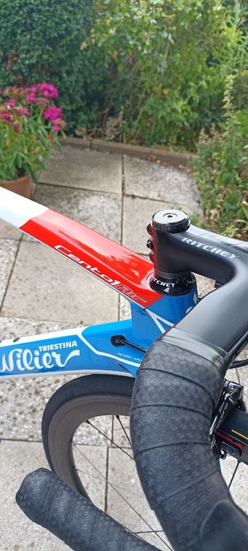 Used Wilier Cento1air Campagnolo Record 2020 Road & Gravel, Blue — image 8 of 14