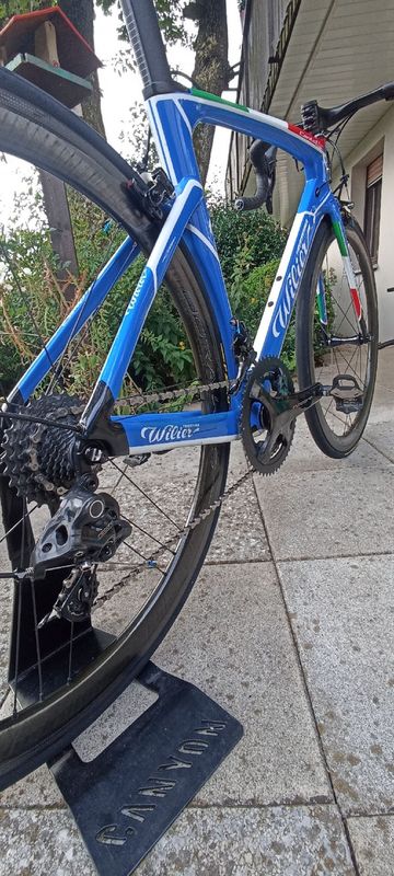 Used Wilier Cento1air Campagnolo Record 2020 Road & Gravel, Blue — image 11 of 14
