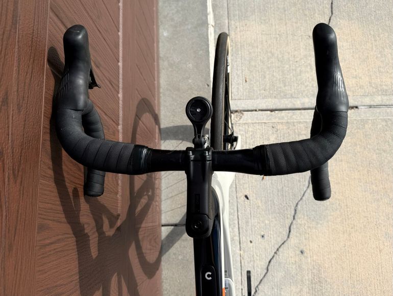 Used Cannondale Synapse Carbon 4 2025 2025 Road & Gravel, Light Gray — image 4 of 9
