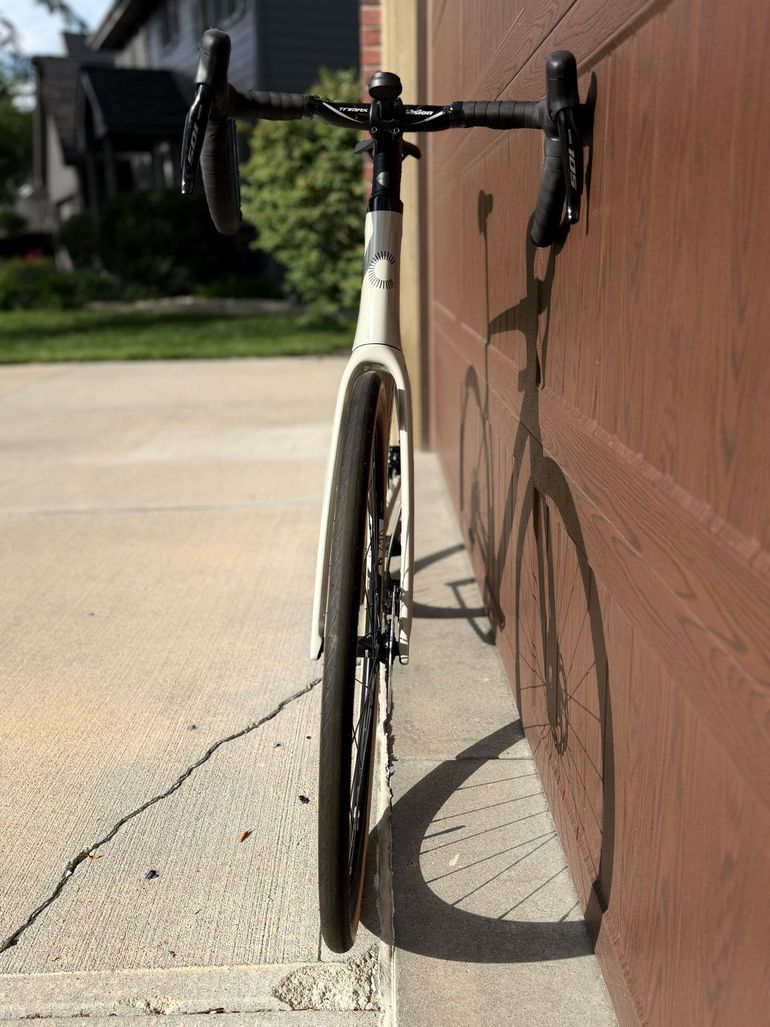Used Cannondale Synapse Carbon 4 2025 2025 Road & Gravel, Light Gray — image 9 of 9