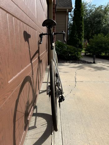 Used Cannondale Synapse Carbon 4 2025 2025 Road & Gravel, Light Gray — image 8 of 9