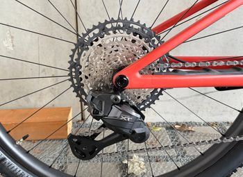 Gebrauchtes Specialized Epic 8 Custom, XT DI2, Fox 34 SL, OQUO MP30Team, OneUp V3 2025 Mountainbike, Rot — Bild 3 von 17