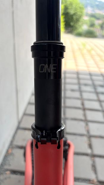 Gebrauchtes Specialized Epic 8 Custom, XT DI2, Fox 34 SL, OQUO MP30Team, OneUp V3 2025 Mountainbike, Rot — Bild 8 von 17