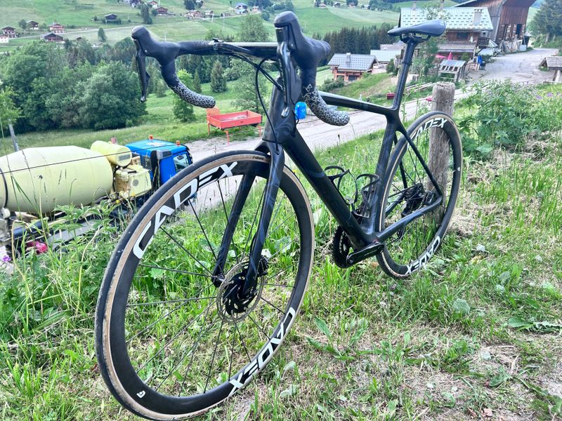 Używany Giant TCR Advanced SL Disc Frameset 2024 2024 Road & Gravel — zdjęcie 1 z 4