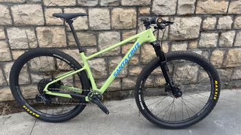 Tweedehands Santa Cruz HIGHBALL S / Carbon C / 29 2022 2022 MTB