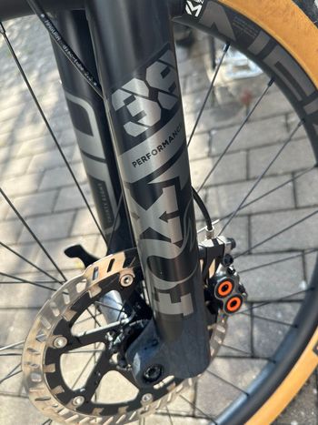 Used Be Stereo Hybrid 160 HPC TM 625 Custom Shimano Deore XT 2021 Mountainbike, Light Gray — image 8 of 9