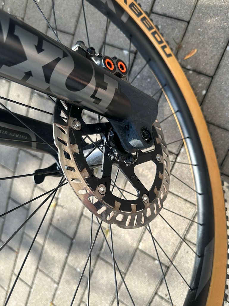 Used Be Stereo Hybrid 160 HPC TM 625 Custom Shimano Deore XT 2021 Mountainbike, Light Gray — image 9 of 9
