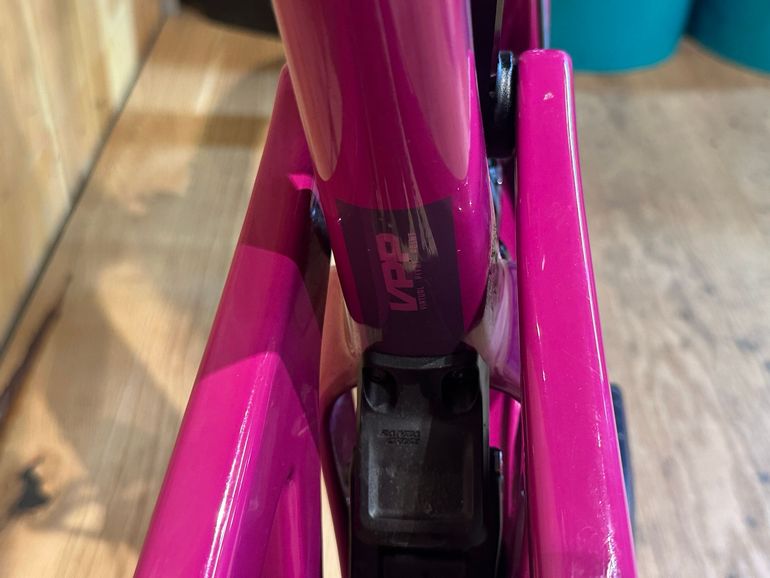 Tweedehands Santa Cruz Bronson S / Carbon C 2025 2025 Mountainbike — afbeelding 6 van 8