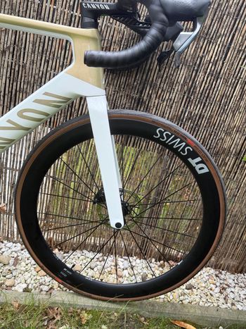 Tweedehands Canyon Aeroad CF SLX 7 AXS NSW 2026 2026 Road & Gravel — afbeelding 5 van 9