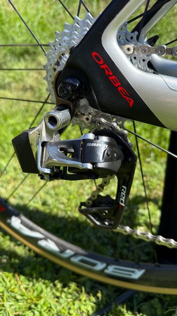 Orbea Orca SRAM Red eTap 2020 Road & Gravel de segunda mano, Gris claro — imagen 2 de 7