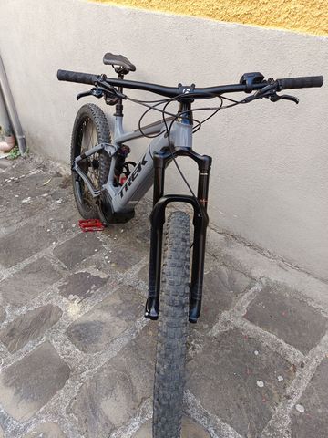 Used Trek Powerfly LT 7 Plus 2019 2019 Mountainbike, Light Gray, 27.5 — image 3 of 6