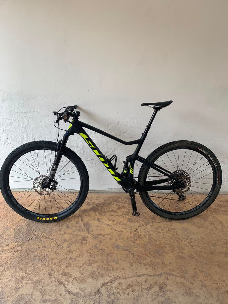 Scott Spark RC 900 World Cup 2017 2017 Mountainbike d'occasion — image 2 sur 6
