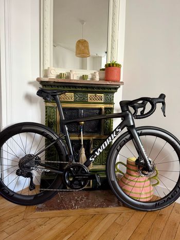 Specialized S-Works Tarmac SL8 - Shimano Dura-Ace Di2 2024 2024 Route & Gravel d'occasion