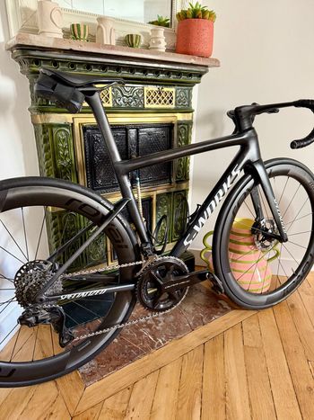 Specialized S-Works Tarmac SL8 - Shimano Dura-Ace Di2 2024 2024 Road & Gravel d'occasion — image 3 sur 4