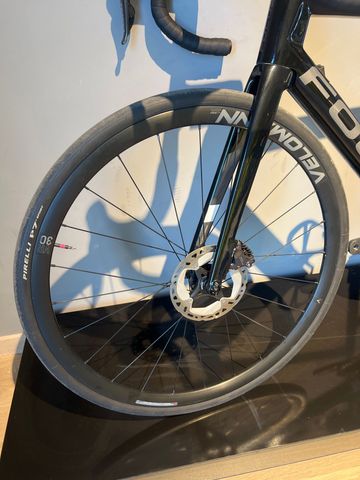 Gebrauchtes Focus IZALCO MAX 9.8 2022 2022 Road & Gravel, Schwarz — Bild 10 von 16