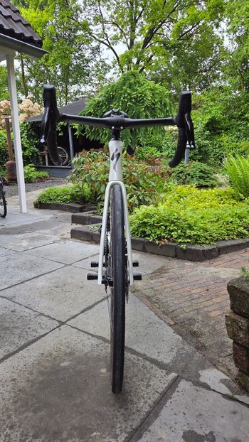 Specialized Tarmac SRAM Rival eTap AXS 2021 Road & Gravel d'occasion — image 11 sur 12