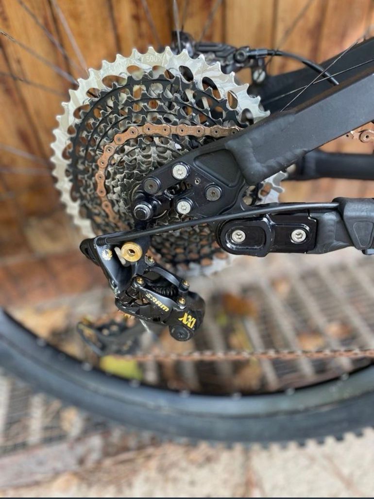 GeoMetron G1 SRAM X01 Eagle/Hope Tech Staff Spec 2021 2021 Mountainbike de segunda mano, Negro — imagen 2 de 7