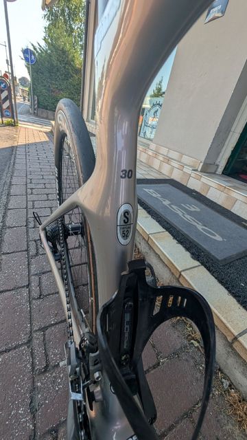 Scott Foil RC 30 2022 2022 Road & Gravel de segunda mano, Blanco — imagen 6 de 7