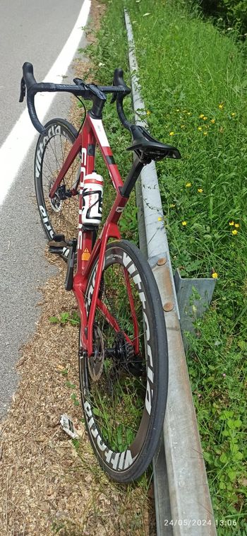 Used Focus IZALCO MAX 8.9 2021 2021 Road & Gravel, Red — image 3 of 14