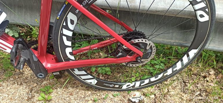 Used Focus IZALCO MAX 8.9 2021 2021 Road & Gravel, Red — image 4 of 14