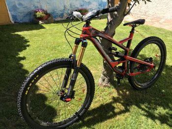 Gebrauchtes YT Custom SRAM X01 2017 Mountainbike, Rot — Bild 2 von 14