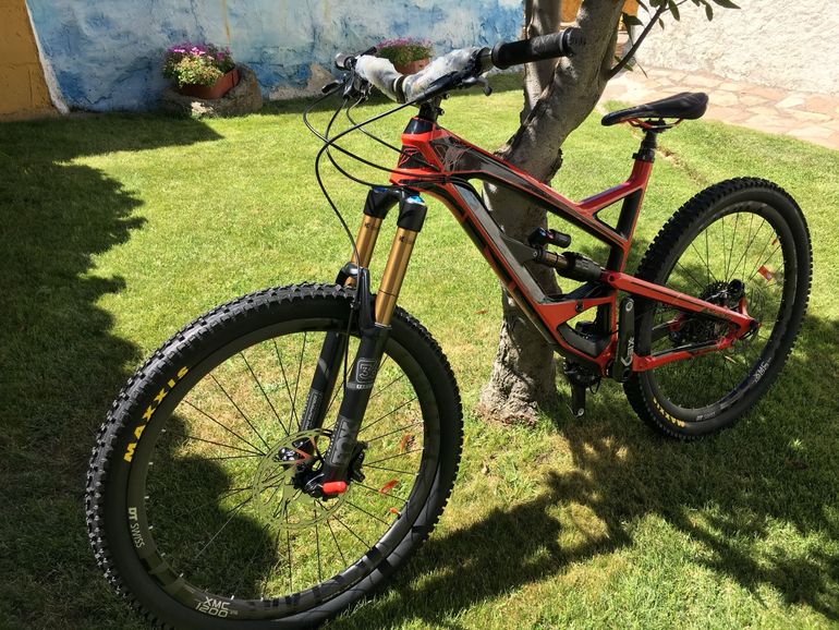 Gebrauchtes YT Custom SRAM X01 2017 Mountainbike, Rot — Bild 2 von 14